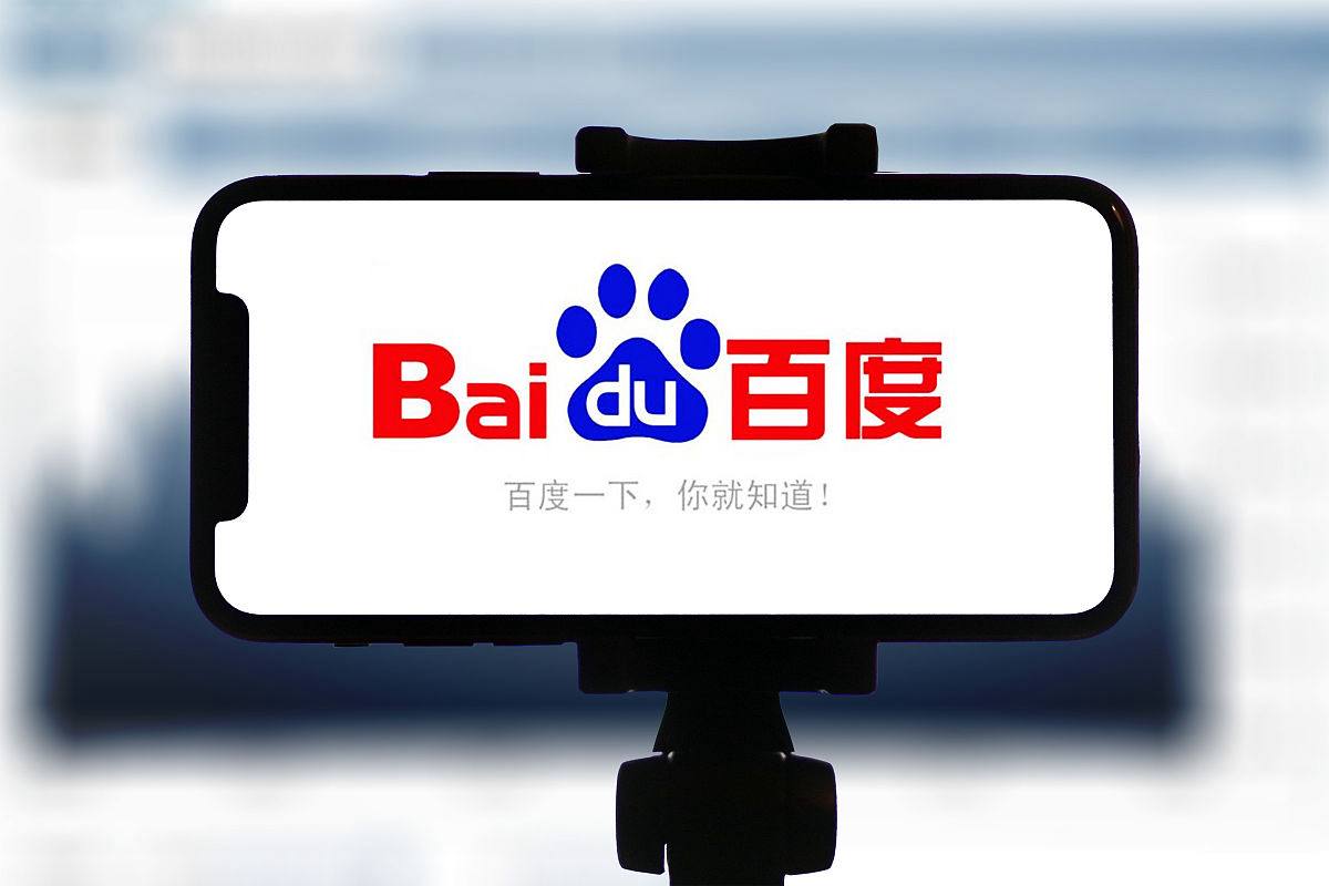 跳高高电子游戏网站梁靖崑在王楚钦怀里小鸟依人